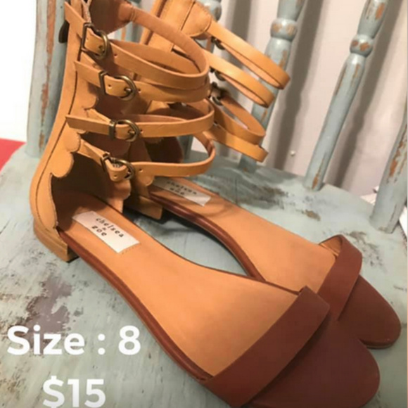 Sandals - Picture 1 of 2
